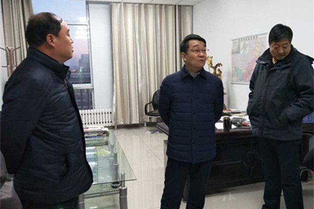 许院长检查开学_副本.jpg