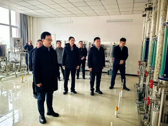 Beat365唯一官方网站党委书记张宝成带队检查实习实训大楼实验室搬迁工作