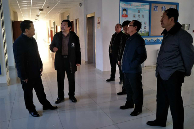 许院长检查开学1.jpg